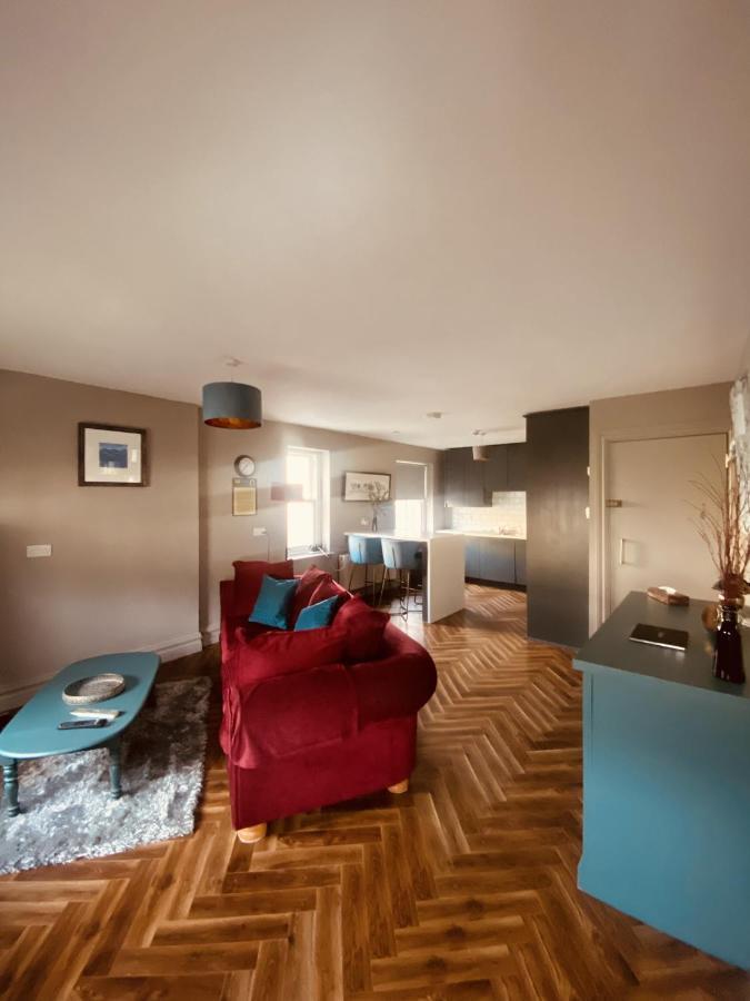 3 Bedroom Luxury Apartment Main Street Cashel  Exterior photo