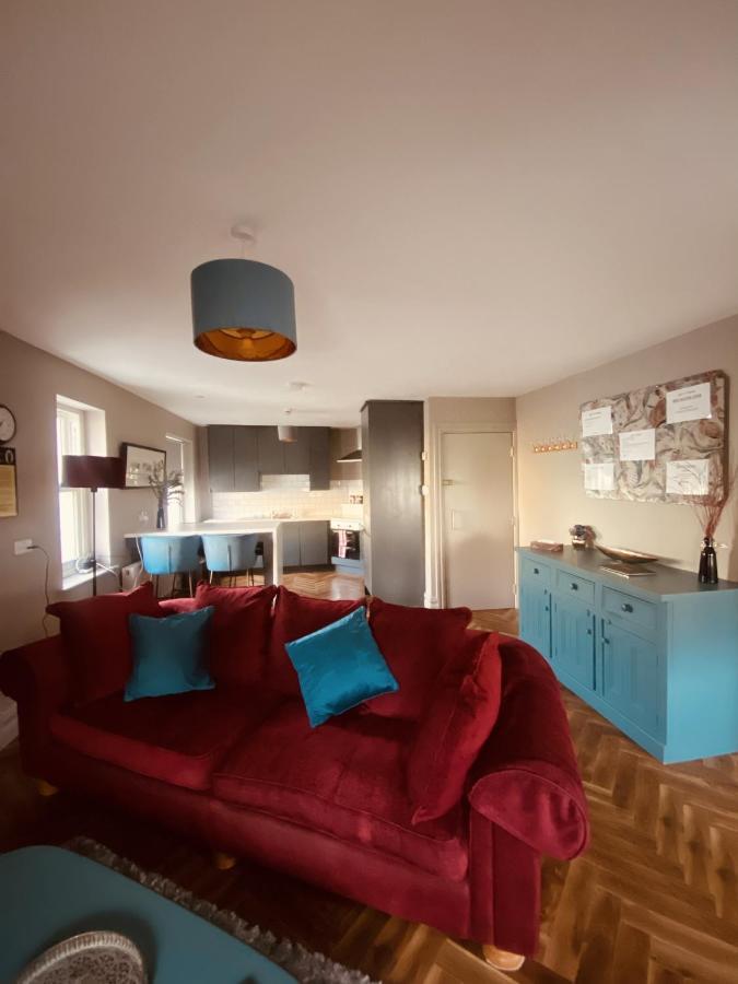 3 Bedroom Luxury Apartment Main Street Cashel  Exterior photo