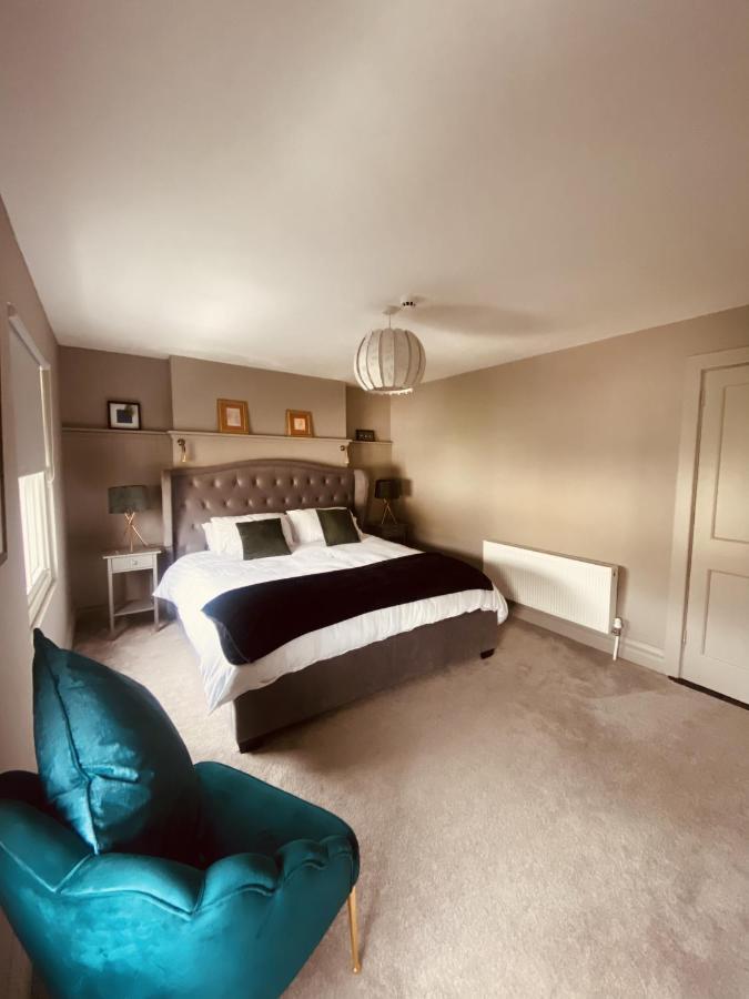 3 Bedroom Luxury Apartment Main Street Cashel  Exterior photo